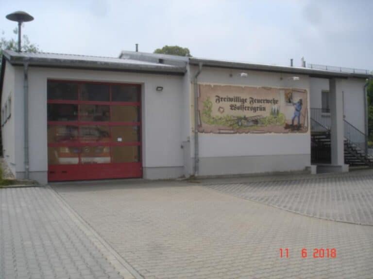 Vorderansicht der freiwilligen Feuerwache Wolfersgrün