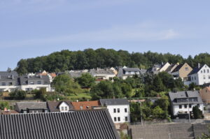 Auf dem Bild ist ein Wohngebiet in Kirchberg zu sehen